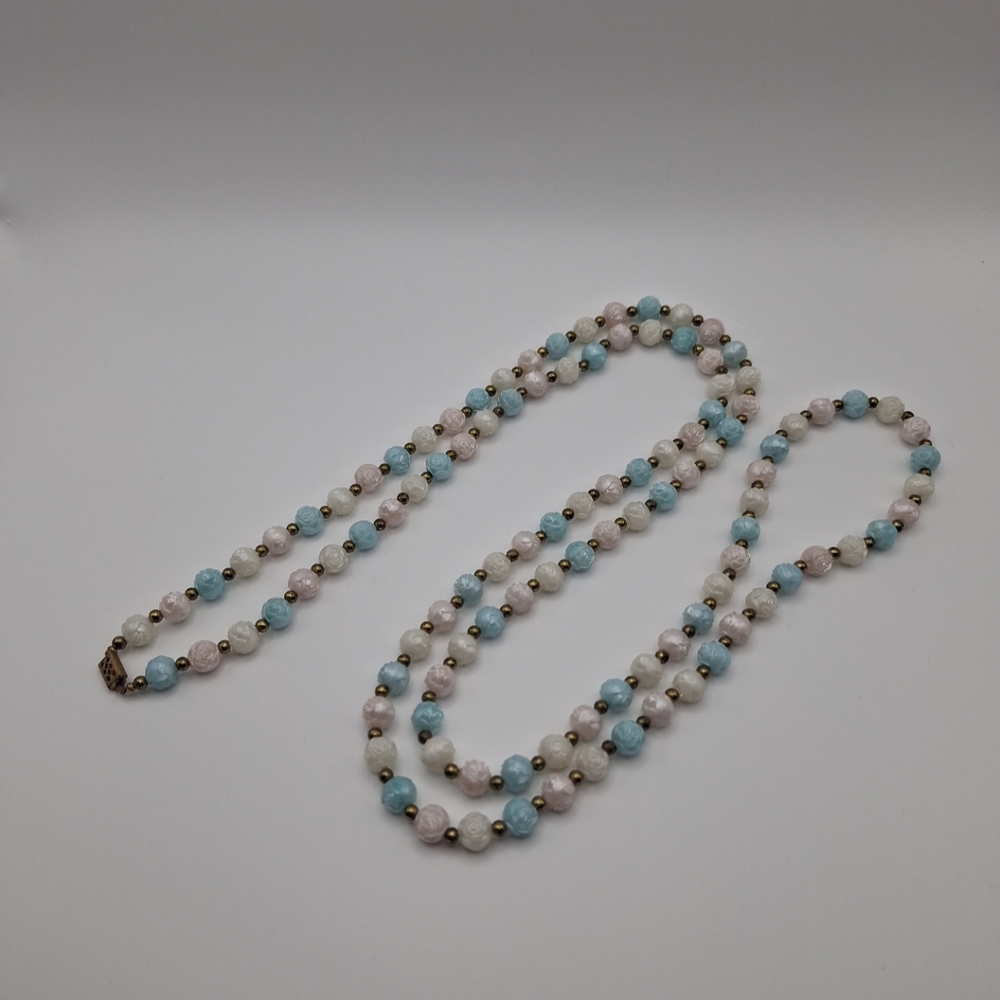 Vtg Blue White Pink Flower Beaded Necklace W/Gold Tone Beads & Box Clasp 52" - Picture 9 of 9